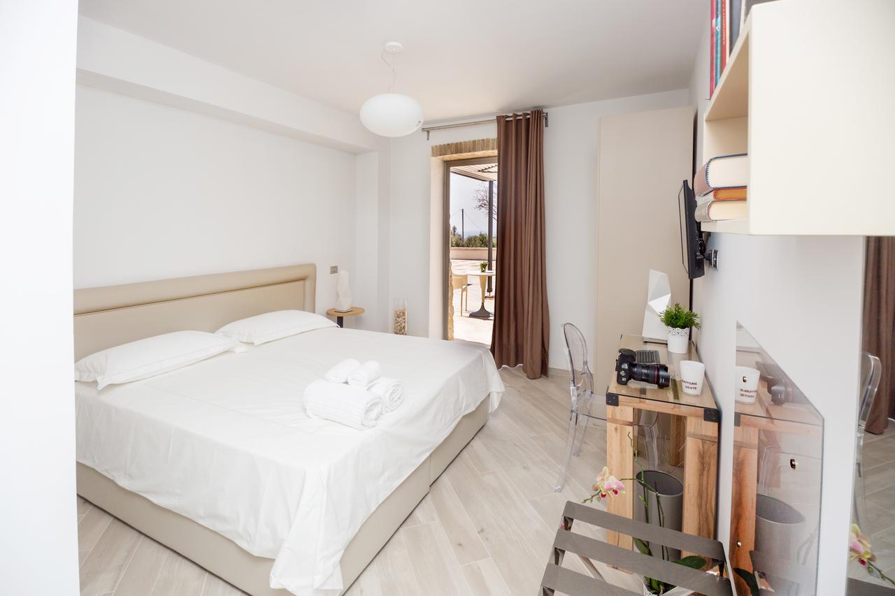 Daedalium Bed & Breakfast Marina di Palma Bagian luar foto